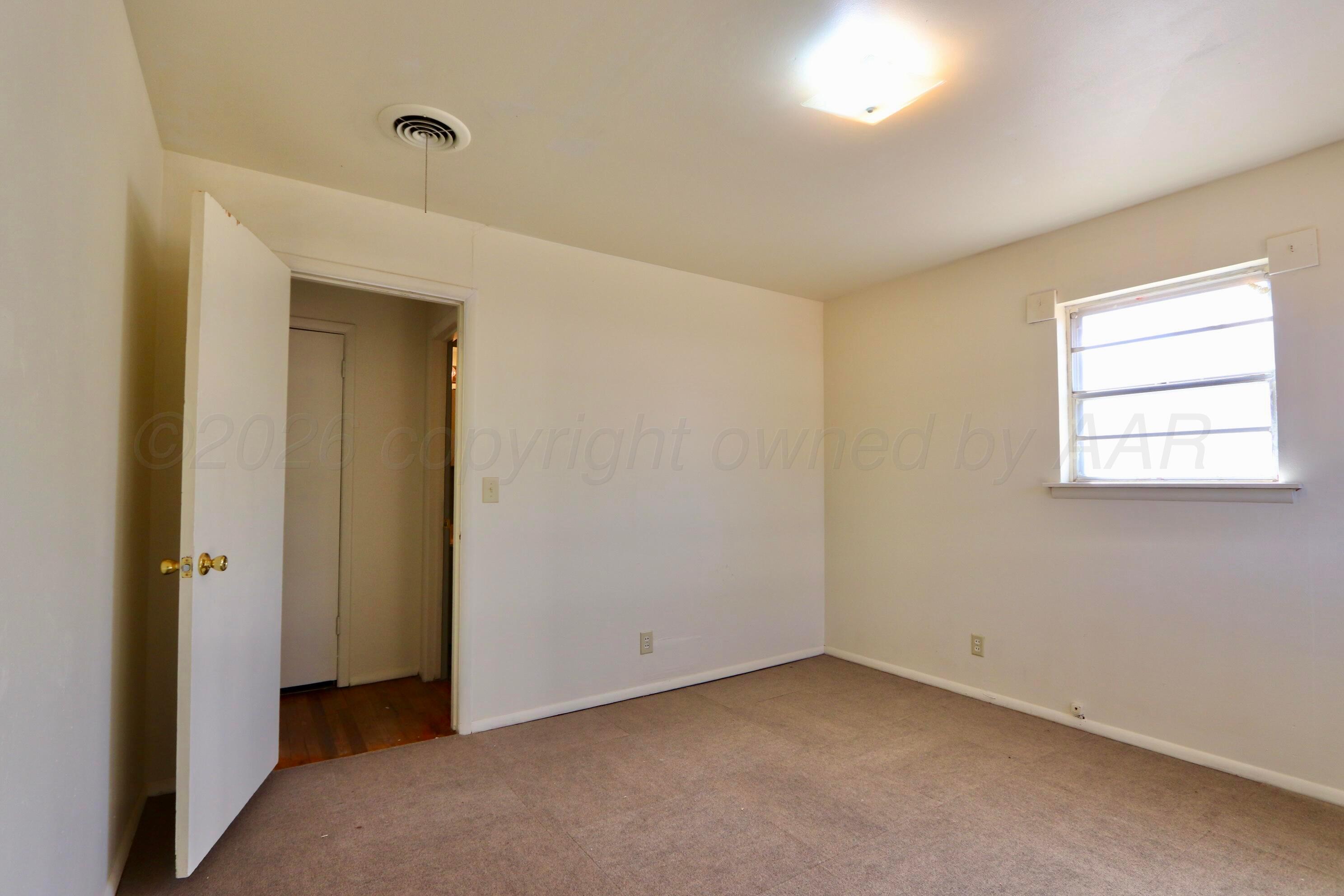 412 Nara Visa Lane Fritch, TX 79036 - Photo 12 of 28 IMG_3568