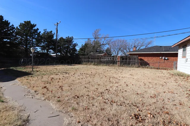 $89,000 | 412 Nara Visa Lane, Fritch, TX 79036