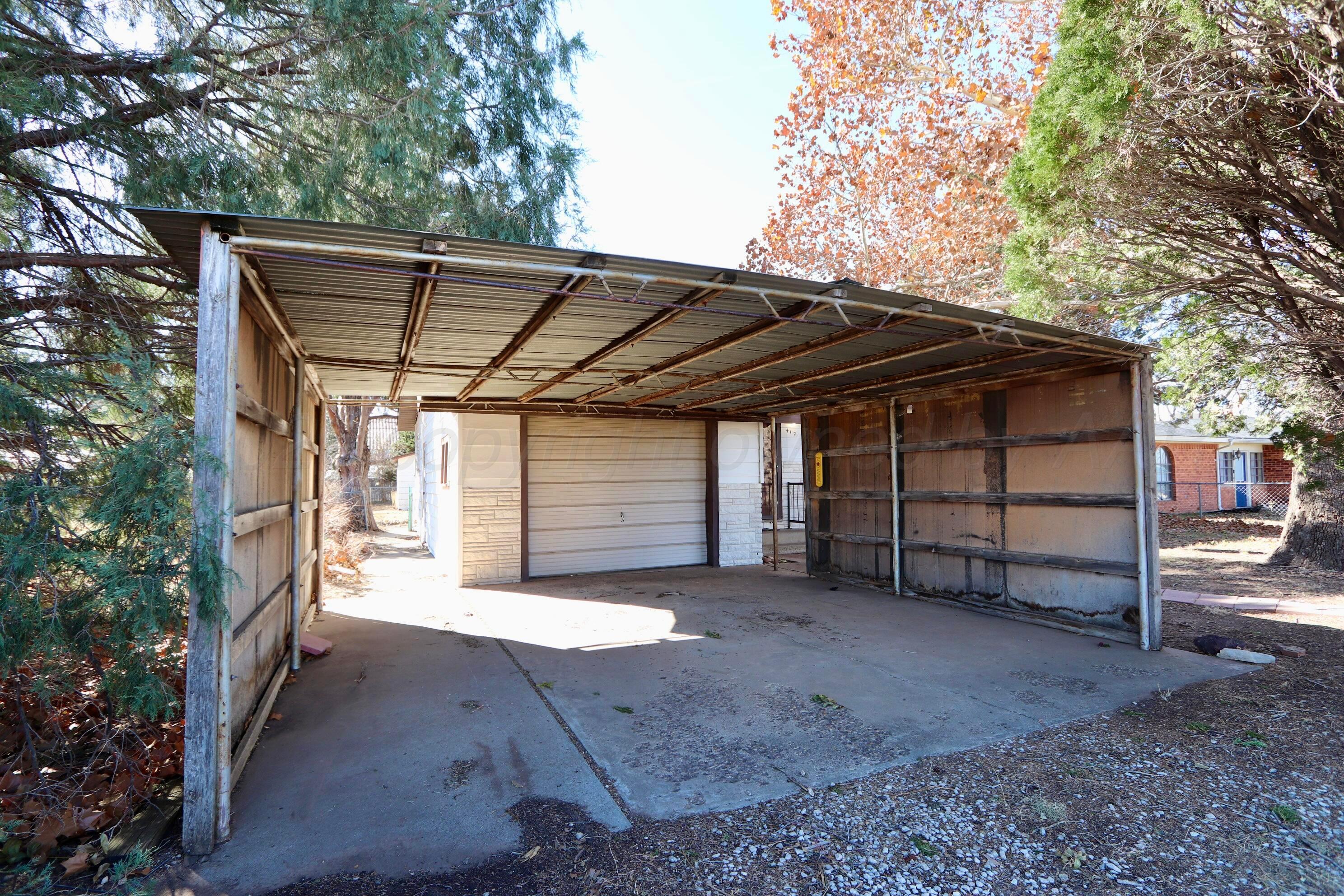 412 Nara Visa Lane Fritch, TX 79036 - Photo 4 of 28 IMG_3477