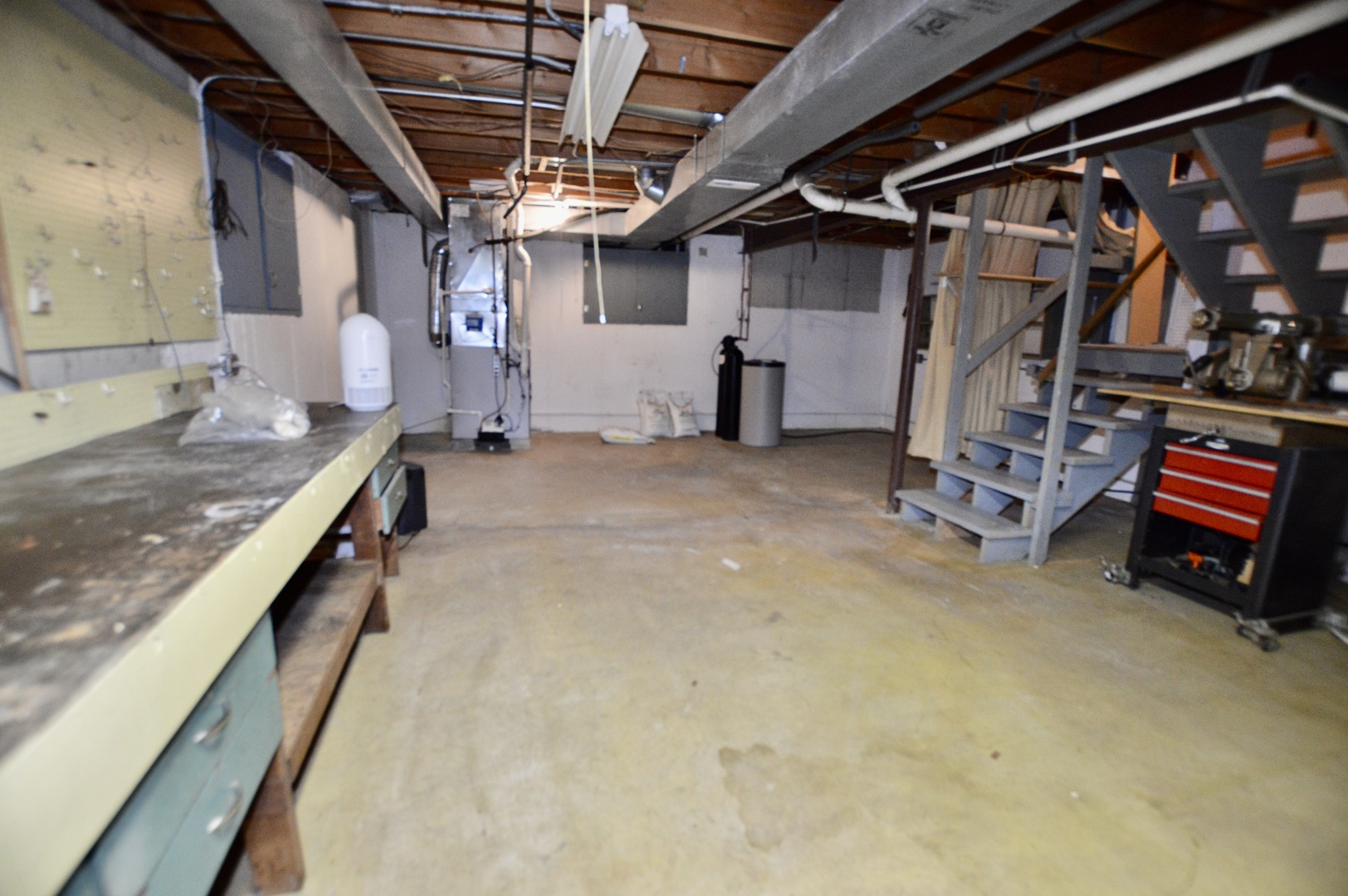 10905 Breezy Lawn Road Spring Grove, IL 60081 - Photo 20 of 20 a view of utility room