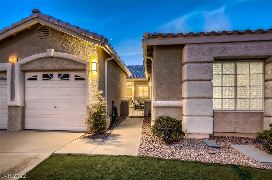 269 Violet Note Street Henderson, NV 89074 - Photo 3 of 28 Gallery Image 3