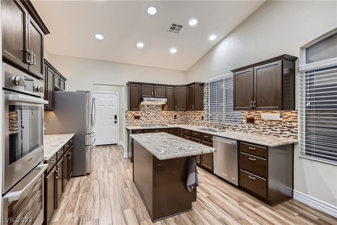 269 Violet Note Street Henderson, NV 89074 - Photo 9 of 28 Gallery Image 9