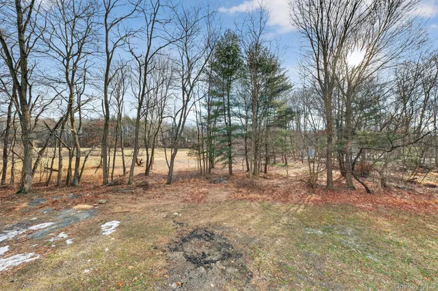 $679,900 | 11 Appleblossom Lane, Hopewell Junction, NY 12533