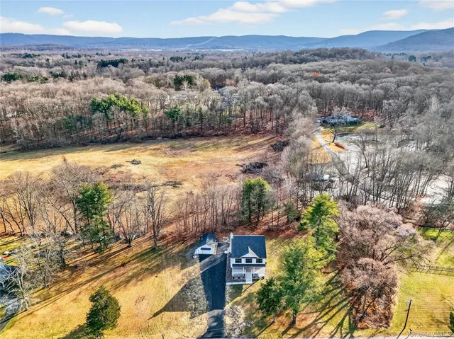 $679,900 | 11 Appleblossom Lane, Hopewell Junction, NY 12533