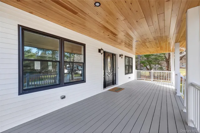 $679,900 | 11 Appleblossom Lane, Hopewell Junction, NY 12533