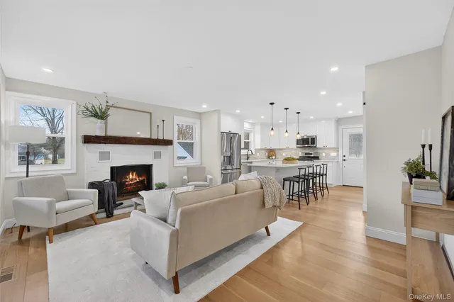 $679,900 | 11 Appleblossom Lane, Hopewell Junction, NY 12533