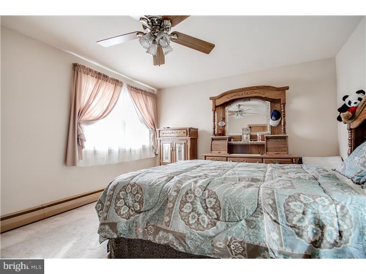 1573 Tanyard Road Sewell, NJ 08080 - Photo 11 of 23 Bedroom - Main