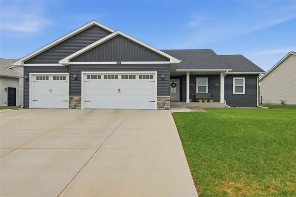 $480,000 | 1829 Tucker Trail, Eau Claire, WI 54703