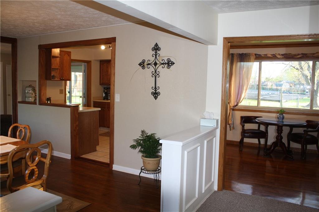 541 Fabyan Road Indianapolis, IN 46217 - Photo 4 of 34 Gallery Image 4