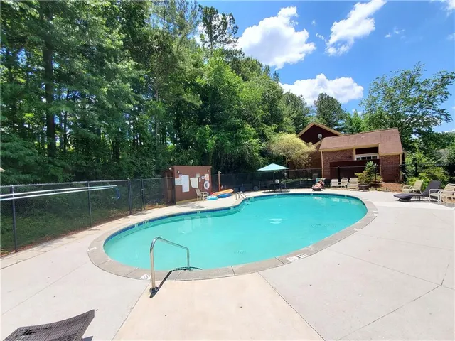 $1,750 | 66 Country Pl Court, Alpharetta, GA 30005