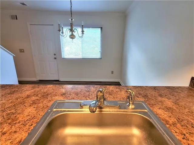 $1,750 | 66 Country Pl Court, Alpharetta, GA 30005