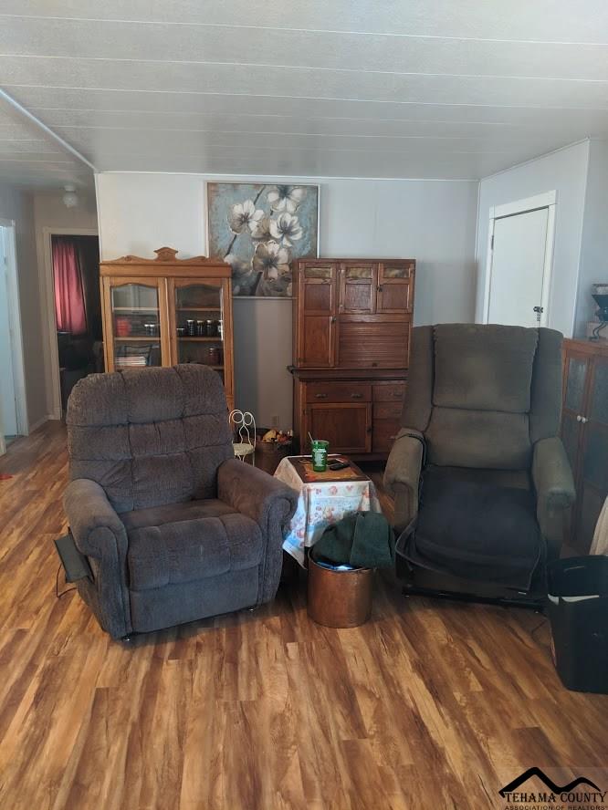 400 Hiram Page Road Yreka, CA 96097 - Photo 16 of 22