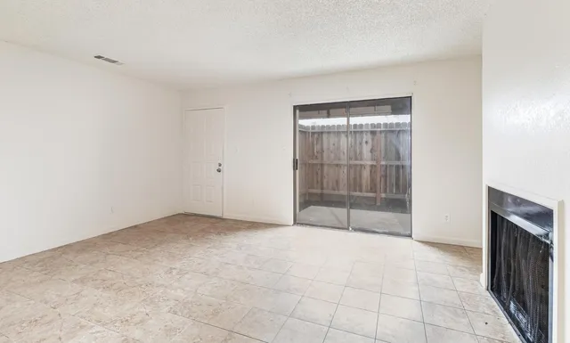 $130,000 | 5181 East Olive Avenue, Unit 121, Fresno, CA 93727