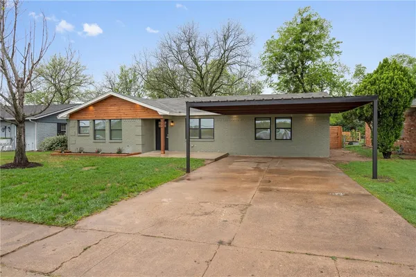 a view of outdoor space yard and house