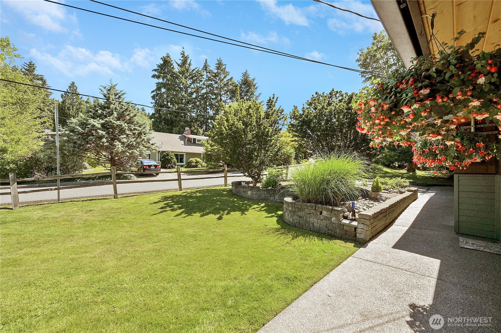 10157 Northeast 200th Street Bothell, WA 98011 - Photo 36 of 38