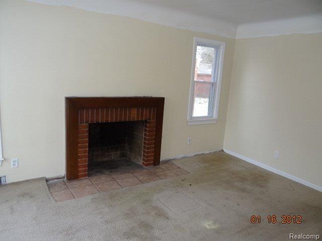 18400 Sunderland Road Detroit, MI 48219 - Photo 2 of 11 021.JPG