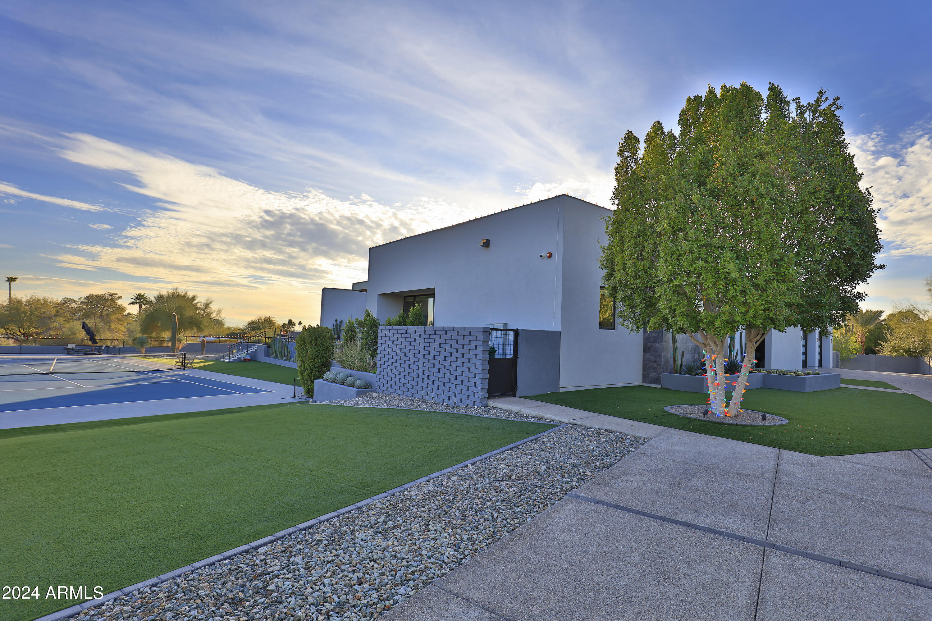 6102 North Palo Cristi Road Paradise Valley, AZ 85253 - Photo 2 of 7 _O7A3134