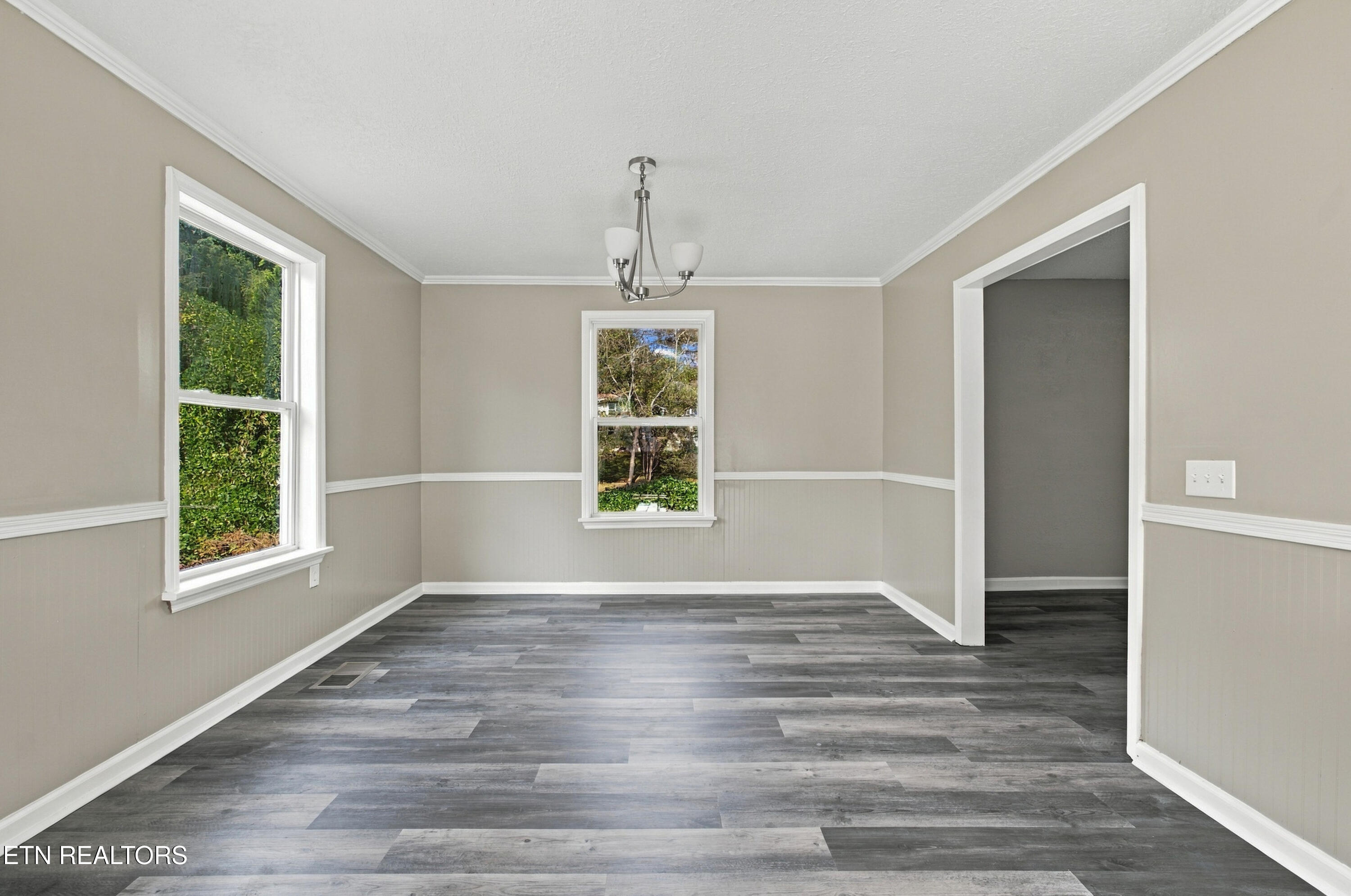127 Jarrett Lane Oak Ridge, TN 37830 - Photo 13 of 28 1000-13