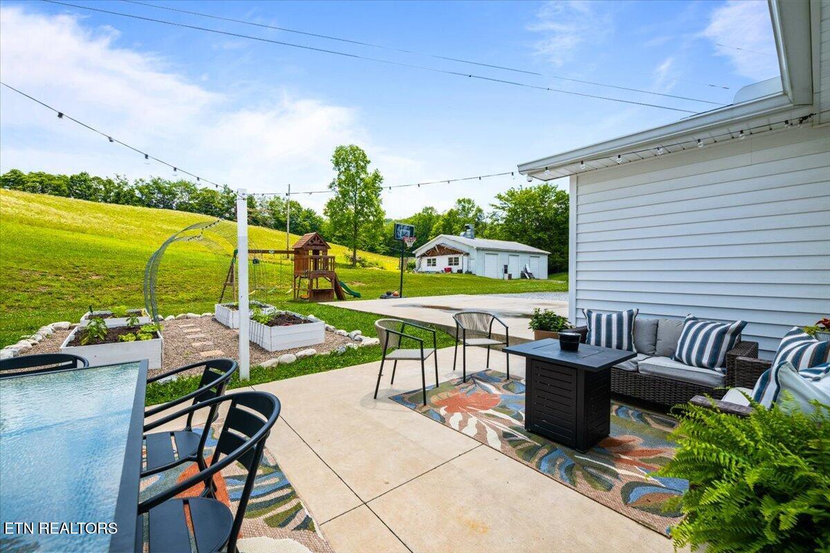 211 Pump Hollow Road Speedwell, TN 37870 - Photo 42 of 56 52-211 Pump Hollow Rd