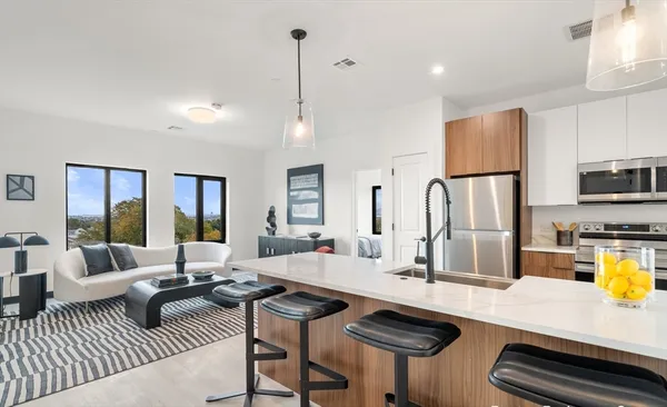 $3,200 | 600 Broadway, Unit 212, Chelsea, MA 02150