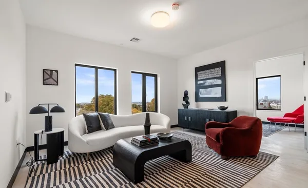 $3,200 | 600 Broadway, Unit 212, Chelsea, MA 02150