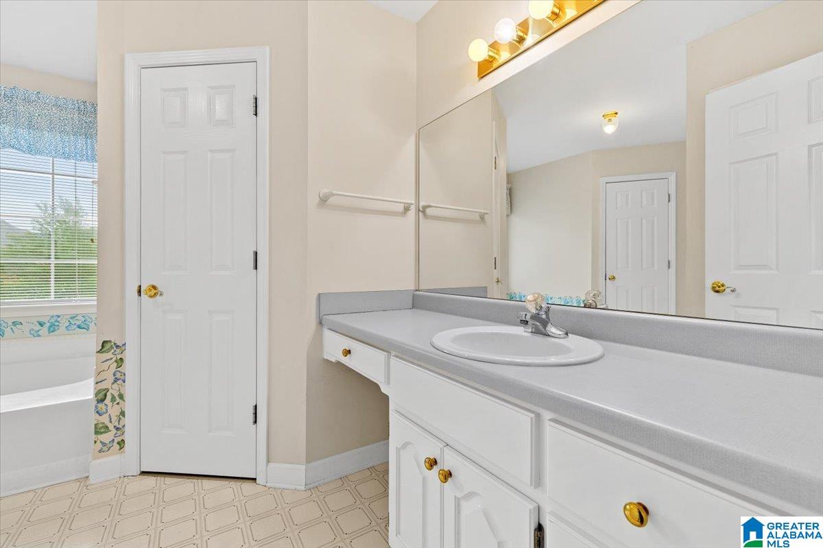 1775 Springville Boulevard Oneonta, AL 35121 - Photo 16 of 30