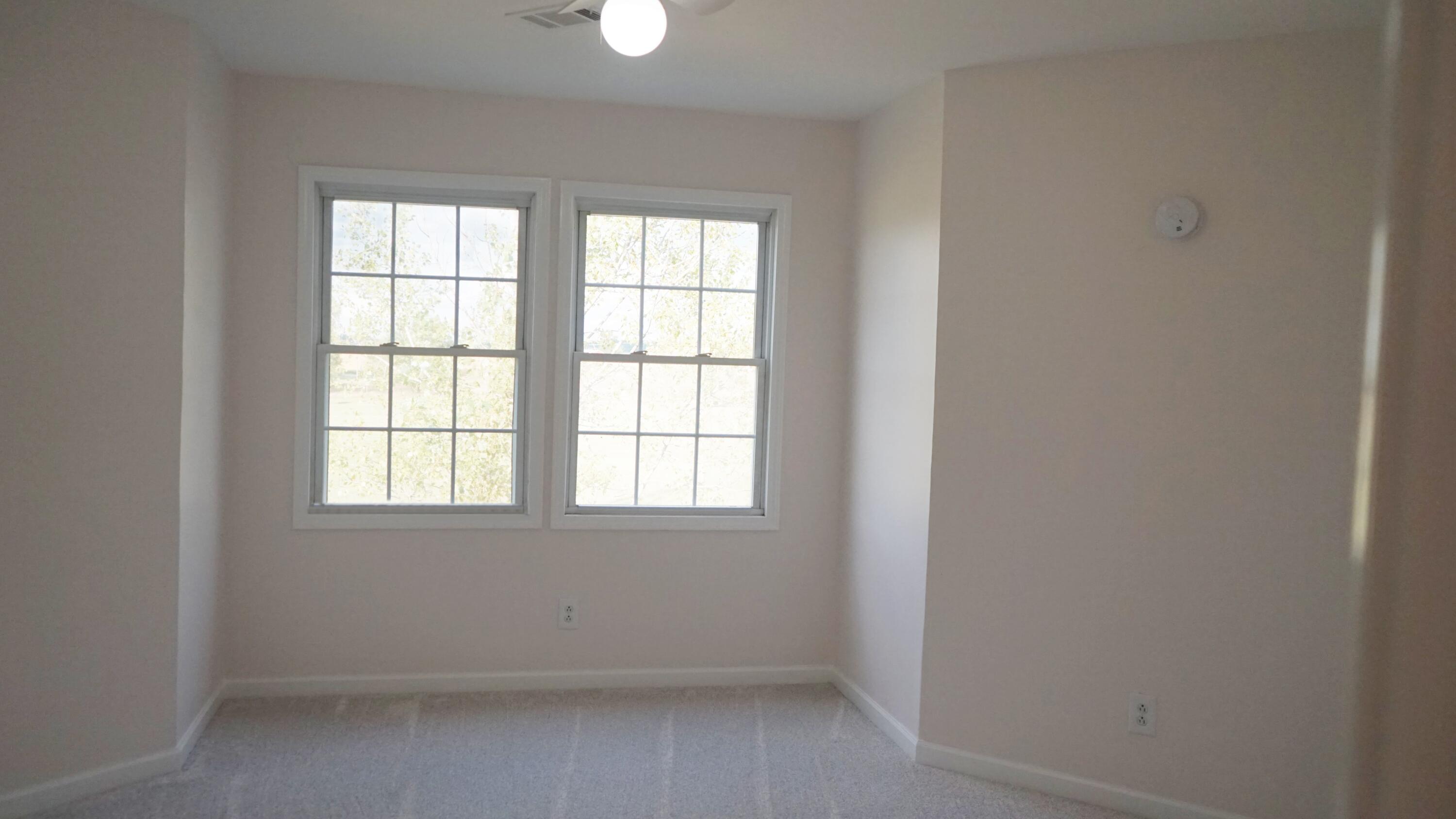 8075 Riverside Road Brooklyn, MI 49230 - Photo 34 of 49 FRONT ROOM