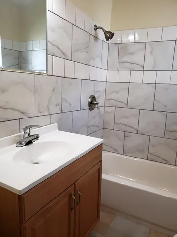 $75,000 | 220 Old Main Street, Newton, KS 67114