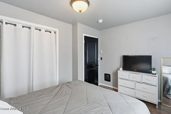 $469,000 | 31720 North Barbara Avenue, Spirit Lake, ID 83869