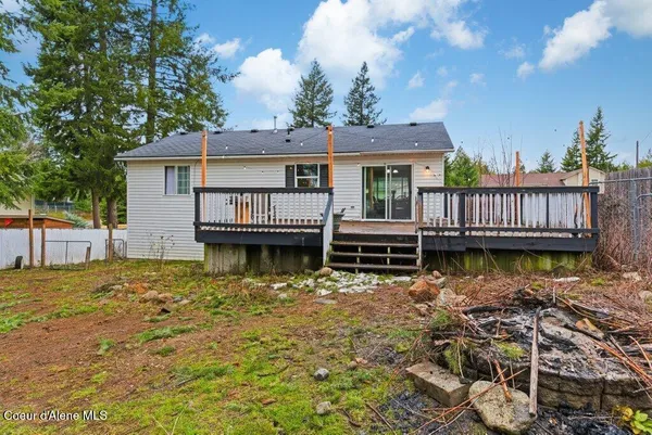 $469,000 | 31720 North Barbara Avenue, Spirit Lake, ID 83869