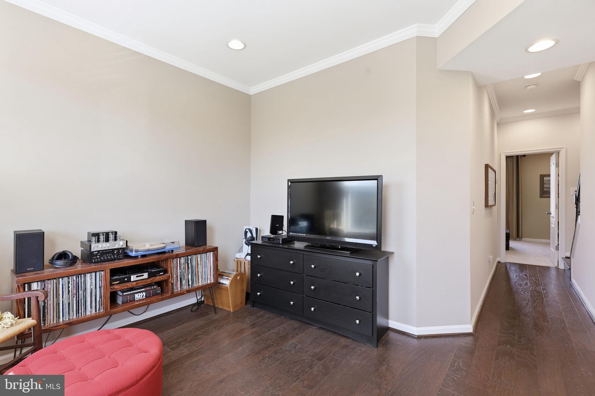 8934 Center Street Manassas, VA 20110 - Photo 16 of 33