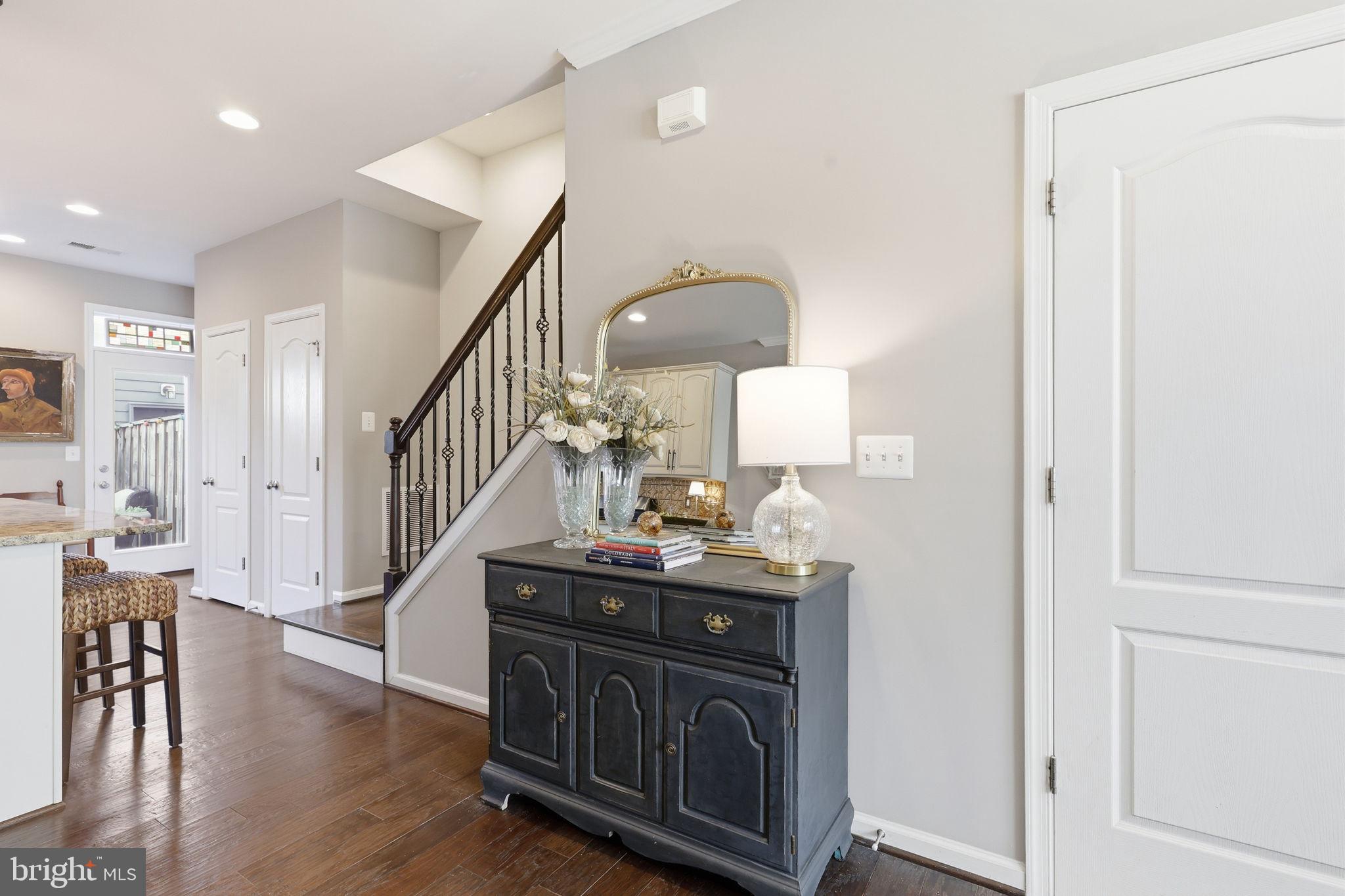 8934 Center Street Manassas, VA 20110 - Photo 3 of 33
