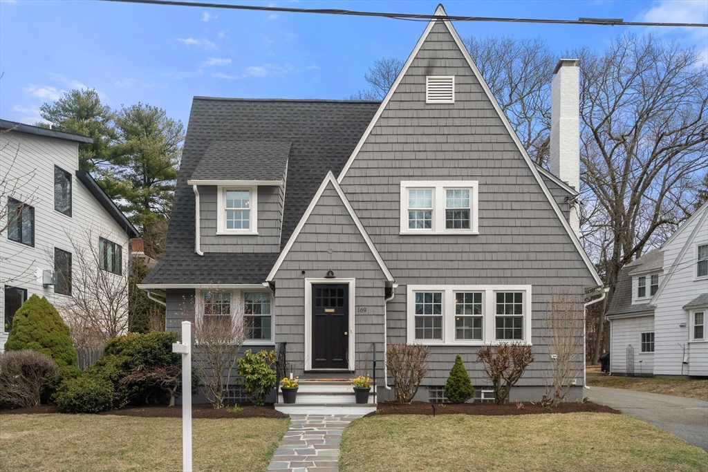 169 Dickerman Road Newton, MA 02461 - Photo 2 of 21