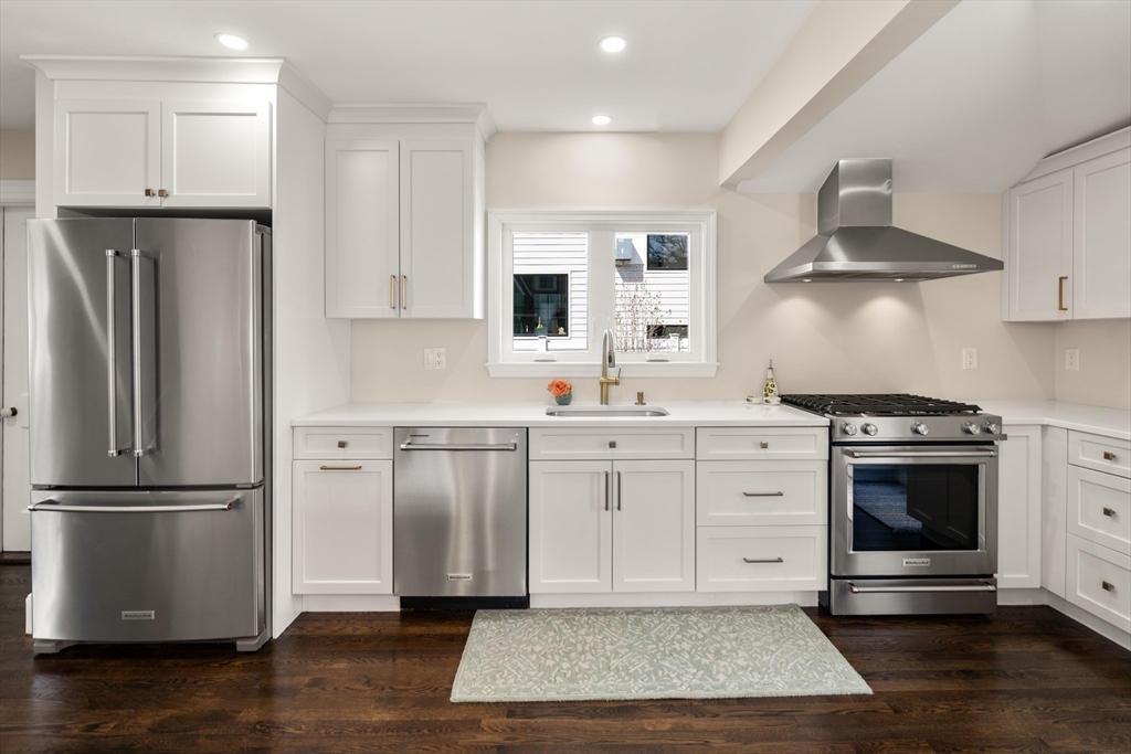 169 Dickerman Road Newton, MA 02461 - Photo 5 of 21