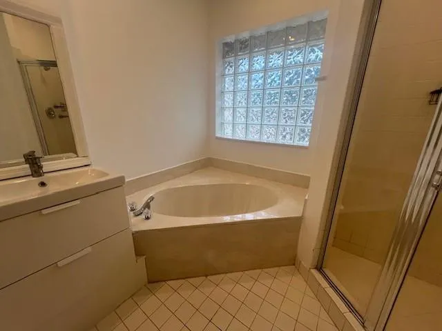 $3,200 | 16360 Malibu Drive, Weston, FL 33326