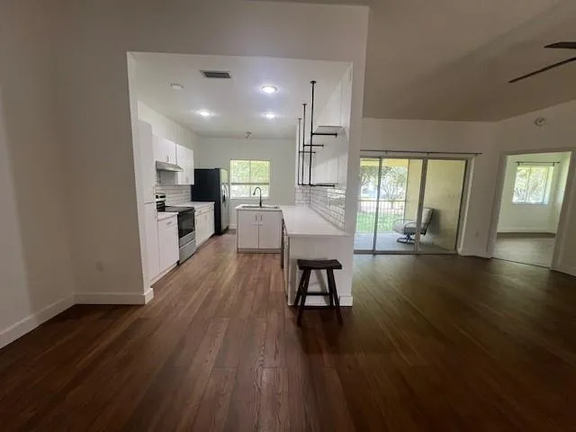 $3,200 | 16360 Malibu Drive, Weston, FL 33326