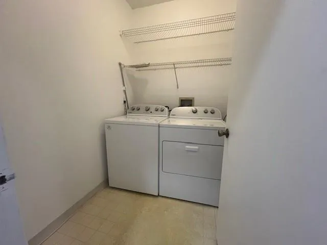 $3,200 | 16360 Malibu Drive, Weston, FL 33326