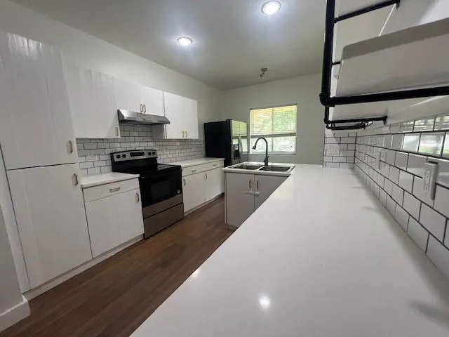 $3,200 | 16360 Malibu Drive, Weston, FL 33326