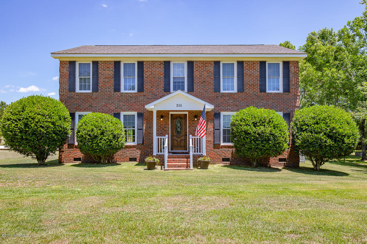 205 Fire Tower Road Richlands, NC 28574 - Photo 1 of 55 1
