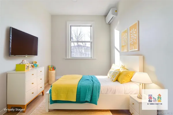 $948,888 | 6-23 159th Street | Beechhurst