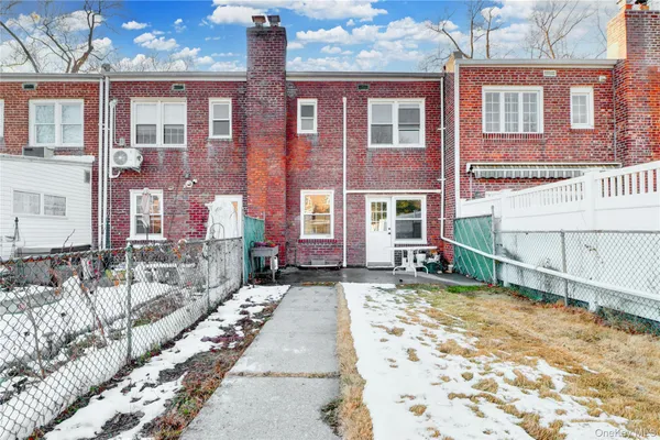 $948,888 | 6-23 159th Street | Beechhurst