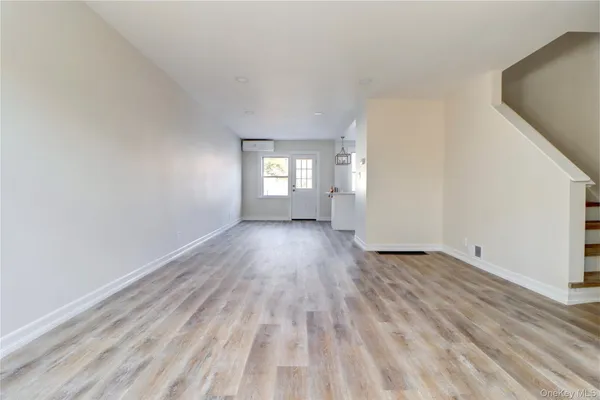 $948,888 | 6-23 159th Street | Beechhurst