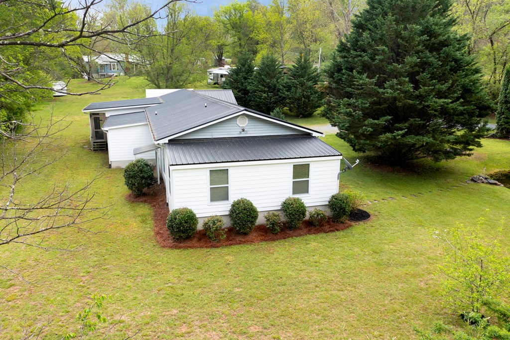 6487 Crooked Creek Road Young Harris, GA 30582 - Photo 23 of 35