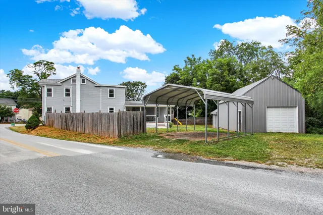 $315,000 | 27 Maple Street, Gettysburg, PA 17325