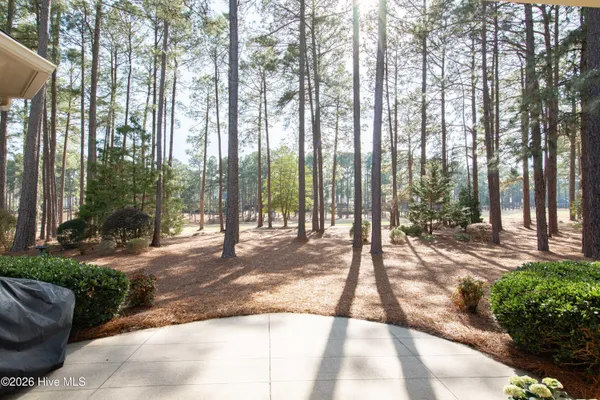 $885,000 | 26 Strathaven Drive, Pinehurst, NC 28374