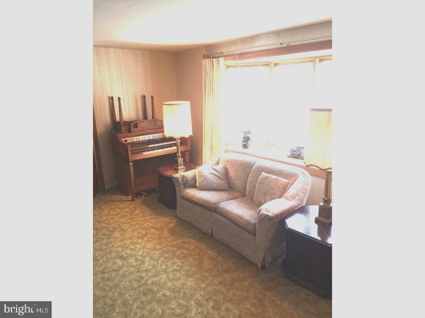 609 Tasker Street Ridley Park, PA 19078 - Photo 4 of 25 Living Room