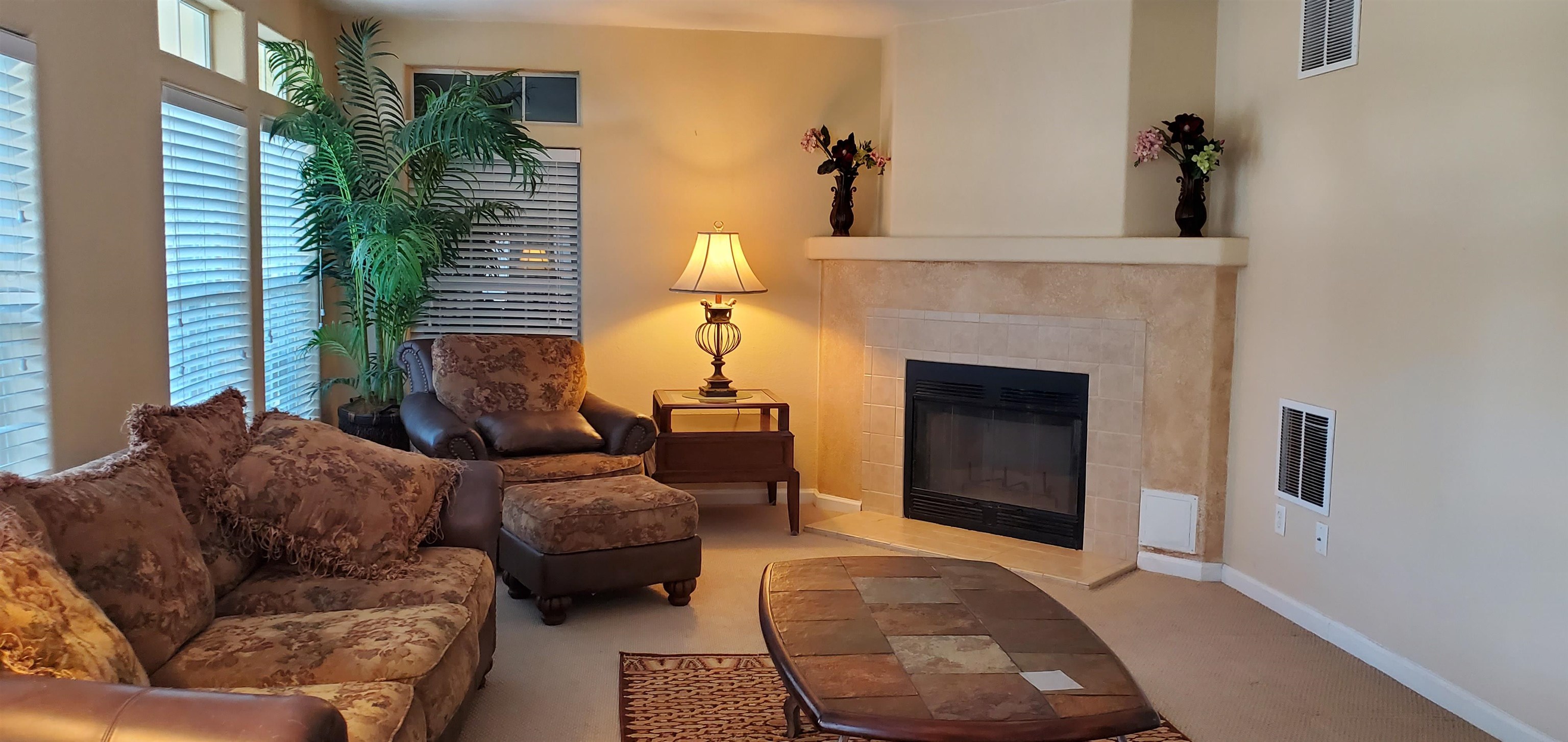 282-32 32 1/2 Road Grand Junction, CO 81503 - Photo 3 of 39 The sellers never used the fireplace. Wood or gas