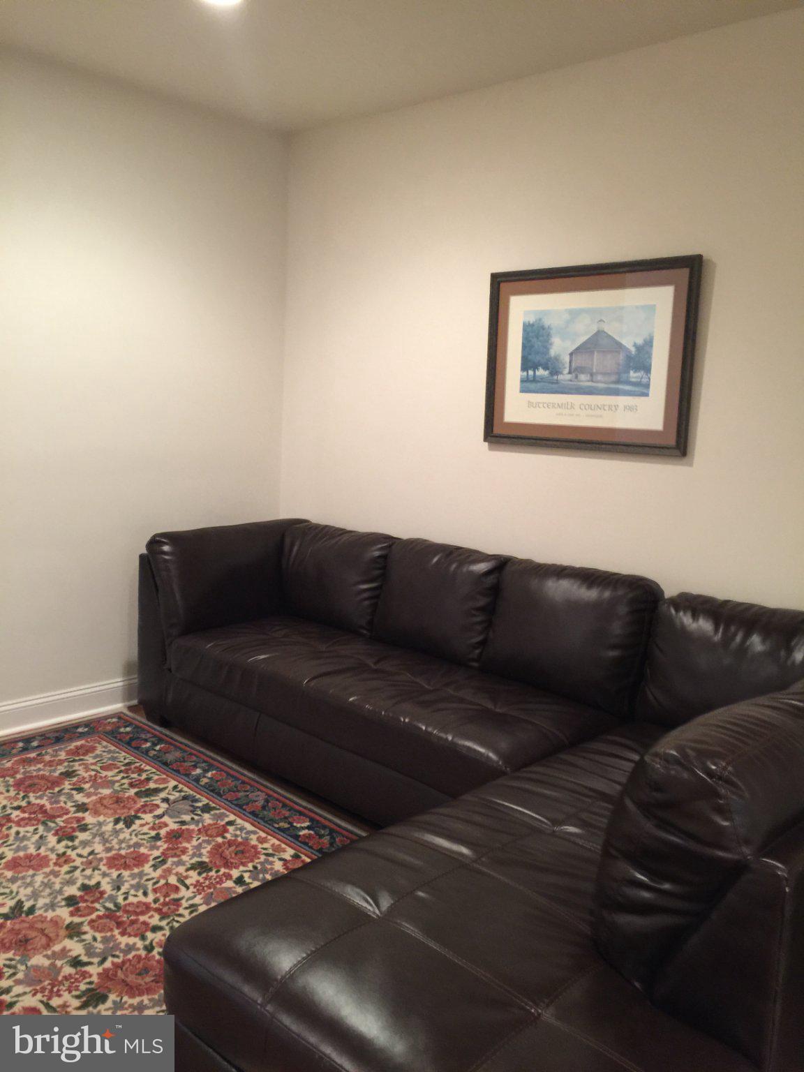 4080 Spring Garden Street Philadelphia, PA 19104 - Photo 20 of 28 Cozy corner with artistic charm.