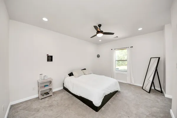 $2,500 | 8420 A Lanewood Drive, Houston, TX 77016