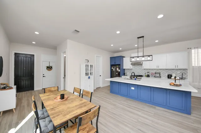 $2,600 | 8420 A Lanewood Drive, Houston, TX 77016